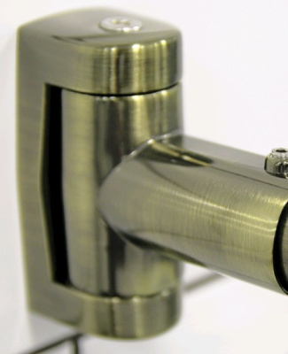 Karniz_dlya_shtory_na_vannu_Sandra_bronza