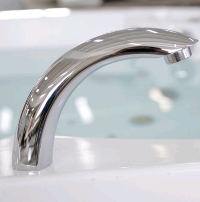 Izliv_Briz_Chrome_dush_sprava